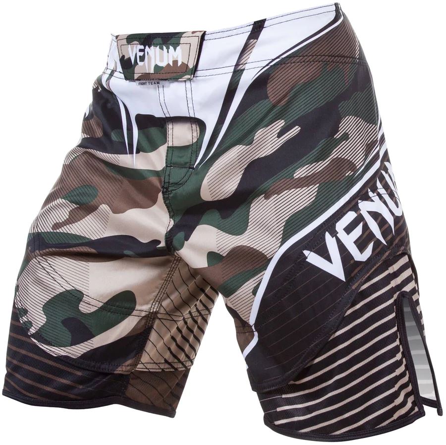 Fightshorts Venum Hero Camo (Camo / Verde) (Disponible en Costa Rica y por Encargo)
