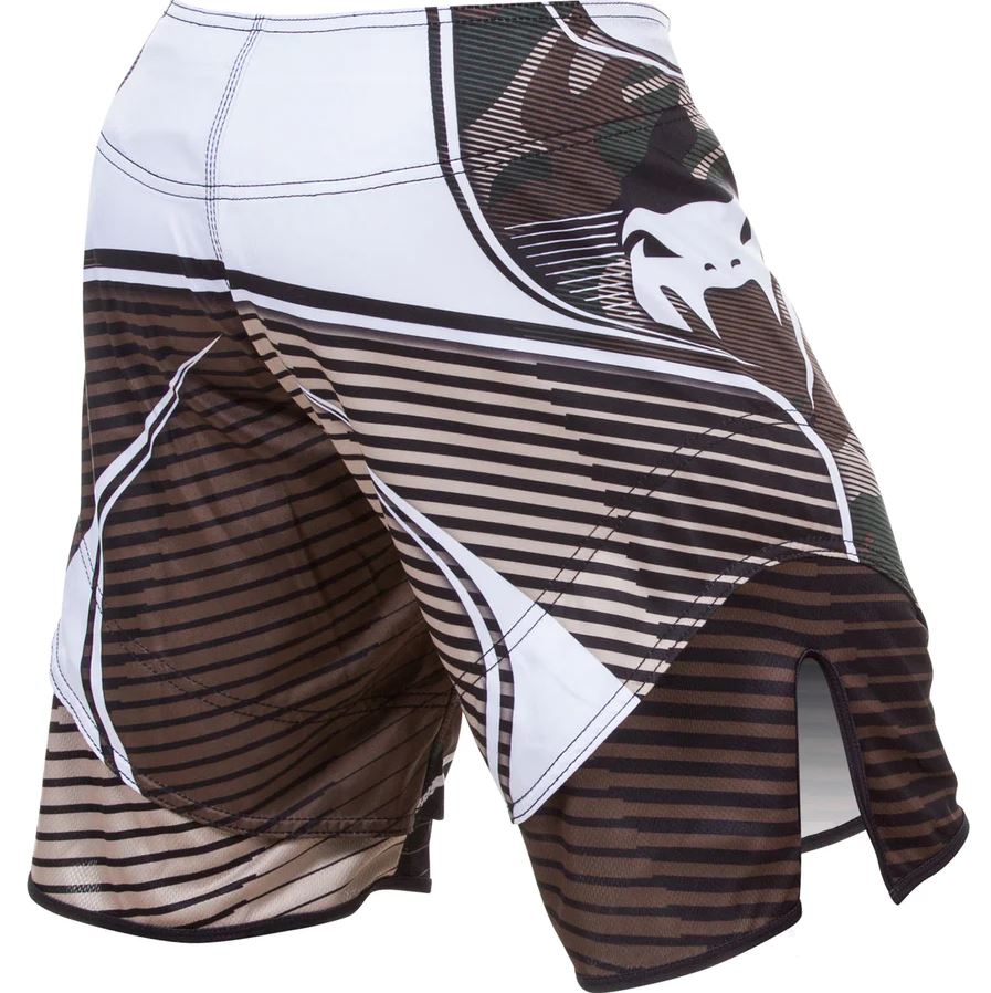 Fightshorts Venum Hero Camo (Camo / Verde) (Disponible en Costa Rica y por Encargo)