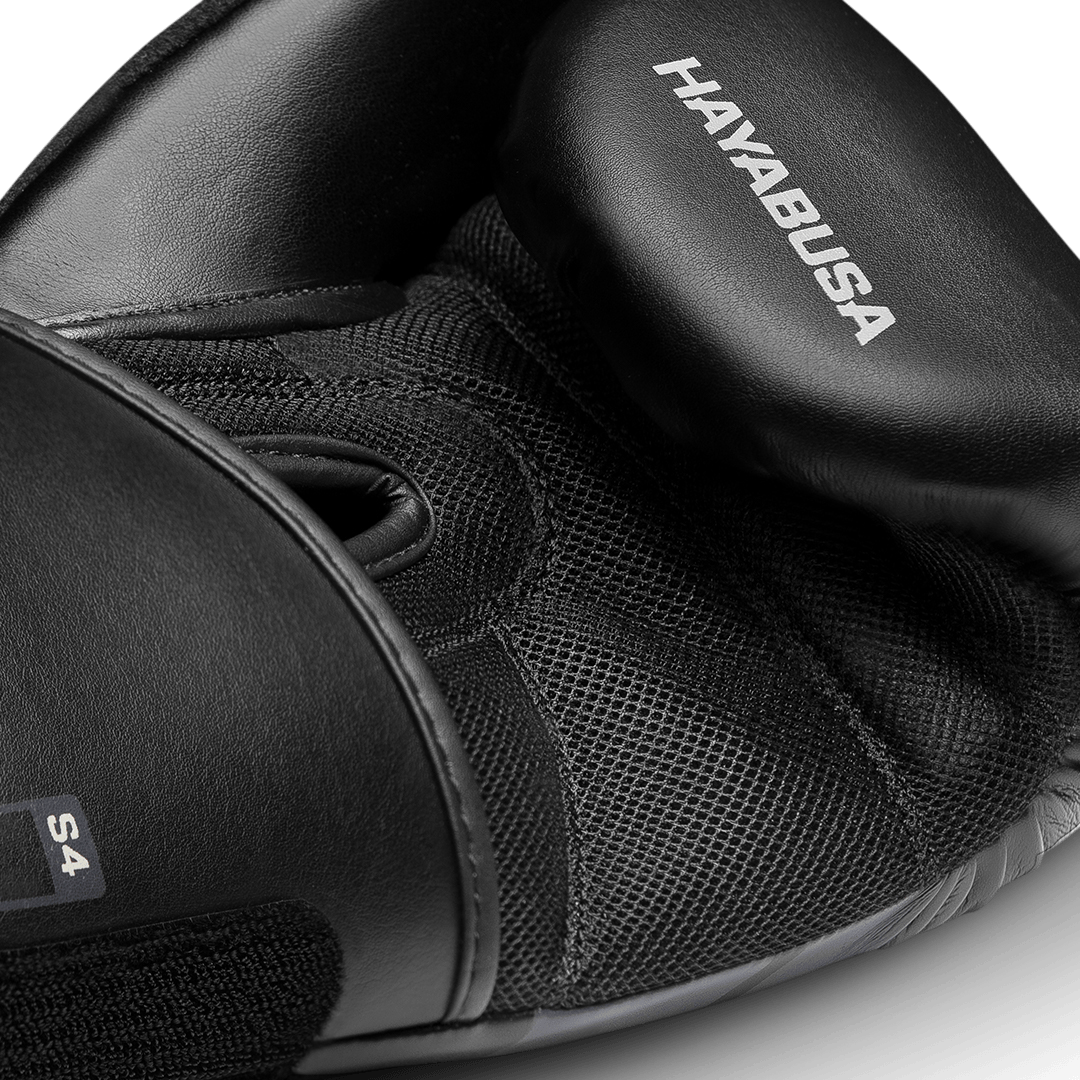 Guantes de Box Hayabusa S4 para Niños (Negro / Gris) (Disponible por Encargo)