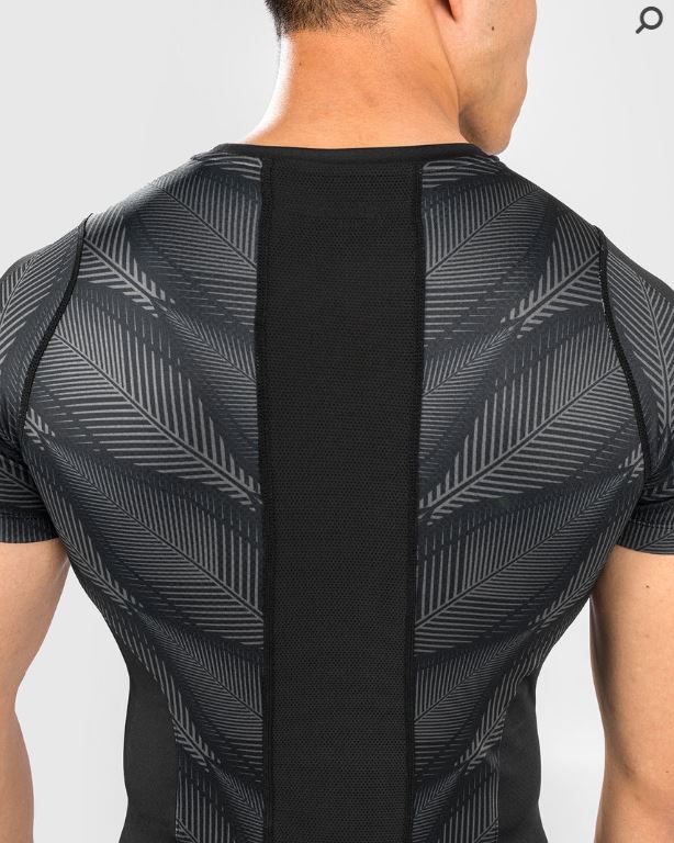 Rashguard Manga Corta Venum Phantom (Negro / Rojo) (Disponible en Costa Rica y por Encargo)