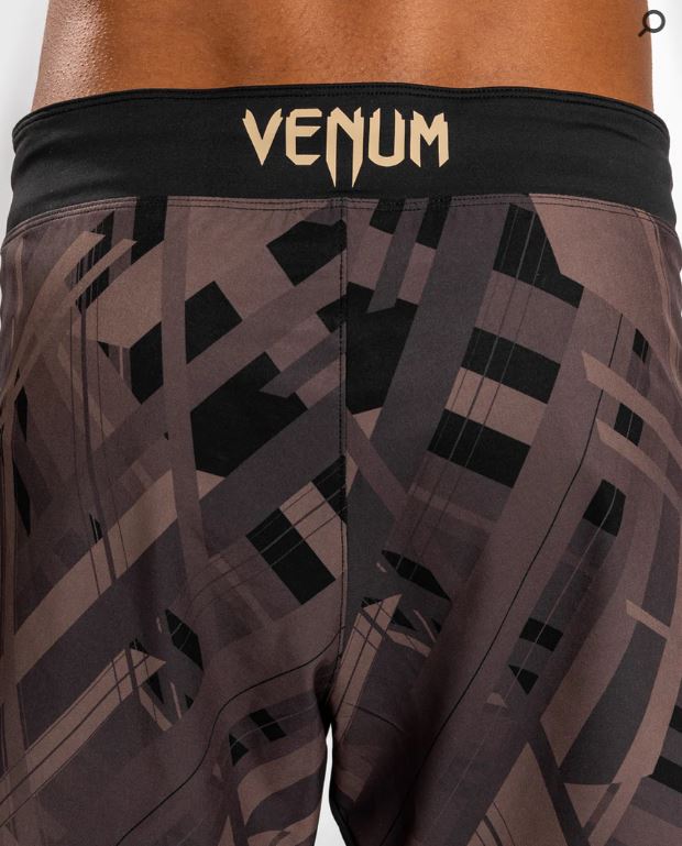 Fightshorts Venum Tecmo 2.0 (Negro / Marrón) (Disponible en Costa Rica y por Encargo)