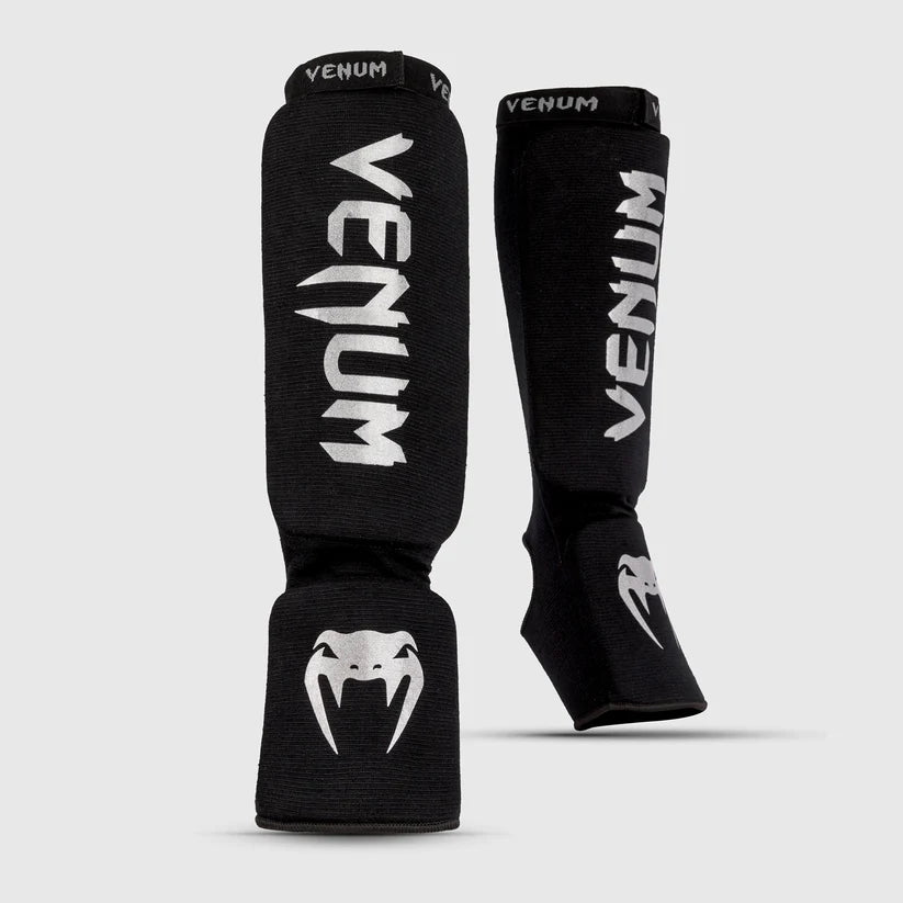 Espinilleras de Media Venum Kontact (Negrol / Plateado) (Disponible por Encargo)