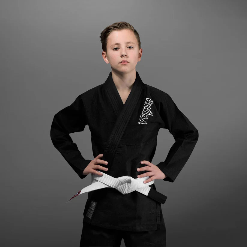 Uniforme de Jiujitsu Brasileño Venum Contender para Niño (Negro) (Disponible por Encargo)