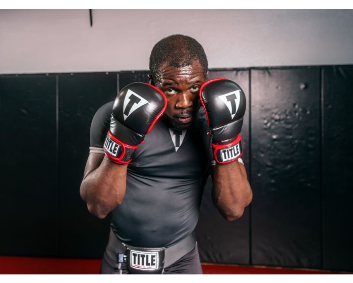 Guantes de MMA Title Perform Safe Spar 2.0 (Sparring) (Negro / Rojo) (Disponible en Costa Rica y por Encargo)