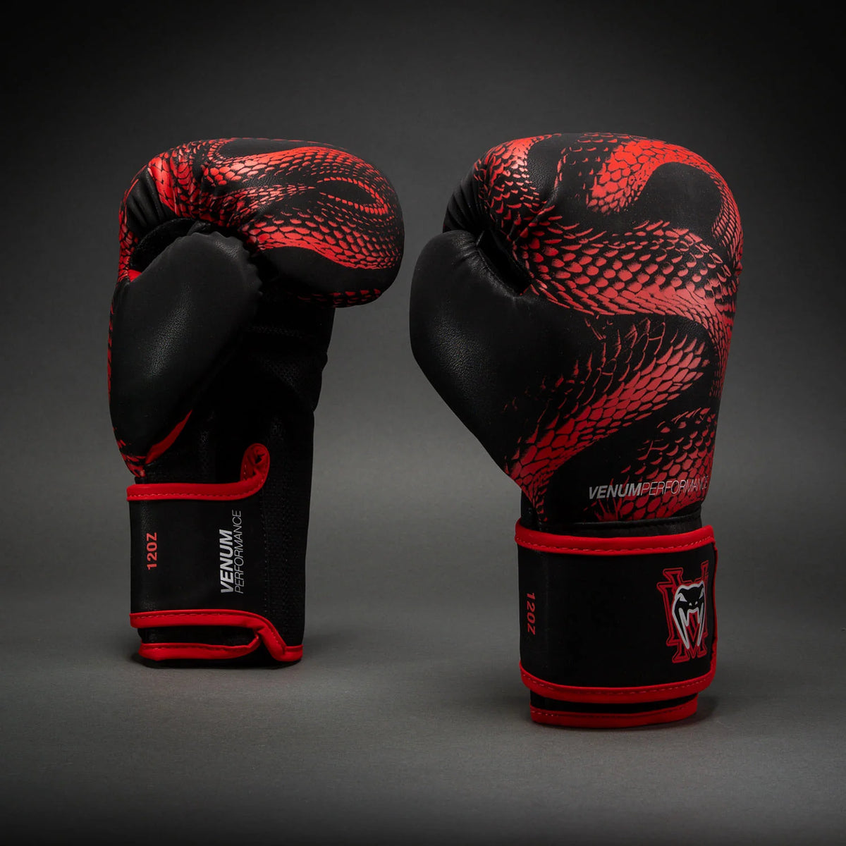 Guantes de Box Venum Matupa (Negro / Rojo / Plateado) (Disponible en Costa Rica)