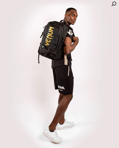 Backpack Venum Challenger Pro Evo (Negro / Dorado) (Disponible por Encargo)