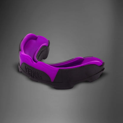 Bucal Venum Predator (Negro / Morado) (Disponible en Costa Rica)