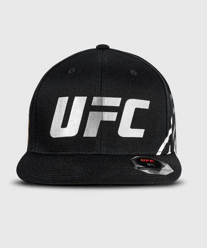 Gorra Venum UFC Adrenaline (Negro / Blanco) (Disponible por Encargo)
