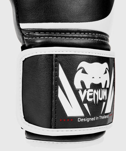 Guantes de Box Venum Challenger 2.0 (Negro / Blanco) (Disponible en Costa Rica)