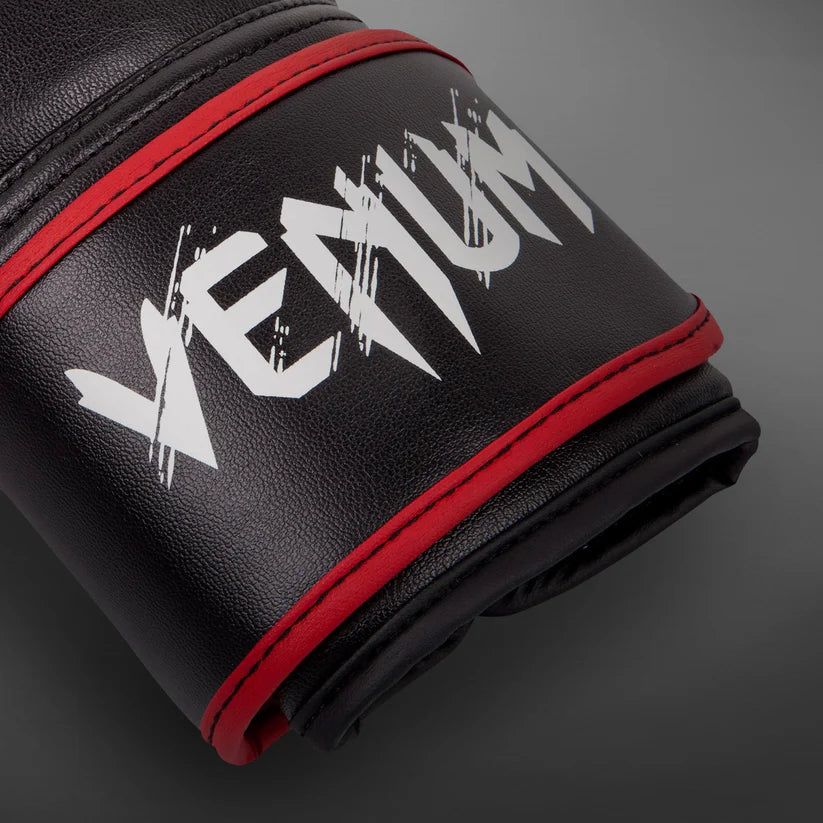 Guantes de Box Venum Contender para Niño (Negro / Rojo) (Disponible en Costa Rica)