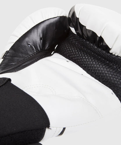 Guantes de Box Venum Challenger 2.0 (Blanco / Negro) (Disponible en Costa Rica)