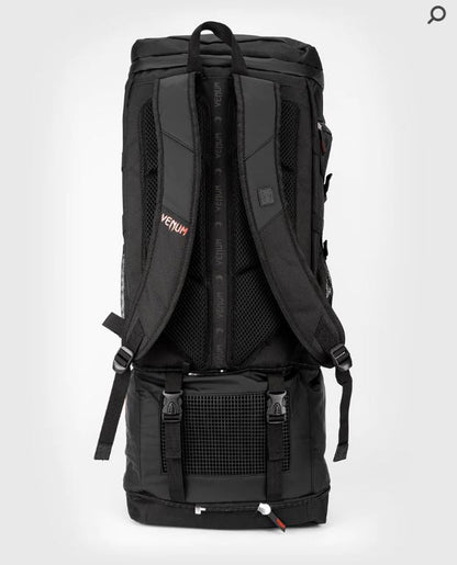 Backpack Venum Challenger Xtreme Evo (Negro / Rojo) (Disponible por Encargo)