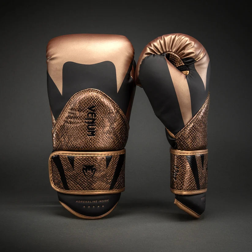 Guantes de Box Venum Challenger 4.0 Scales (Café / Negro) (Disponible en Costa Rica)
