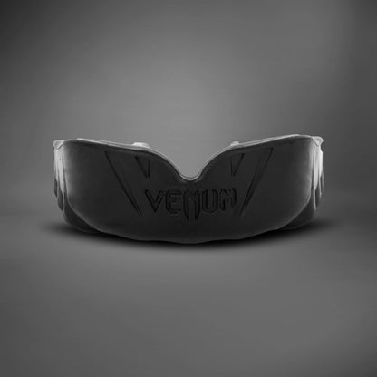 Bucal Venum Challenger (Negro / Gris) (Disponible en Costa Rica)