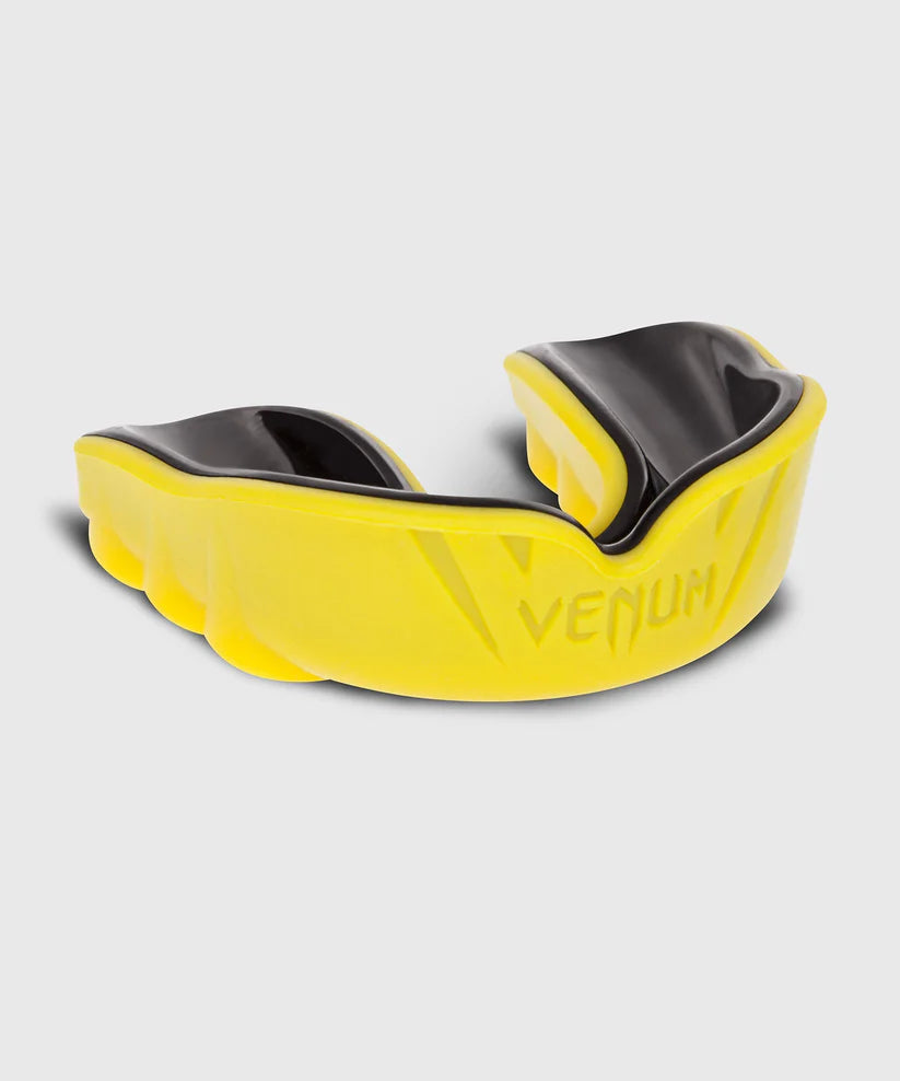 Bucal Venum Challenger (Amarillo / Negro) (Disponible en Costa Rica)