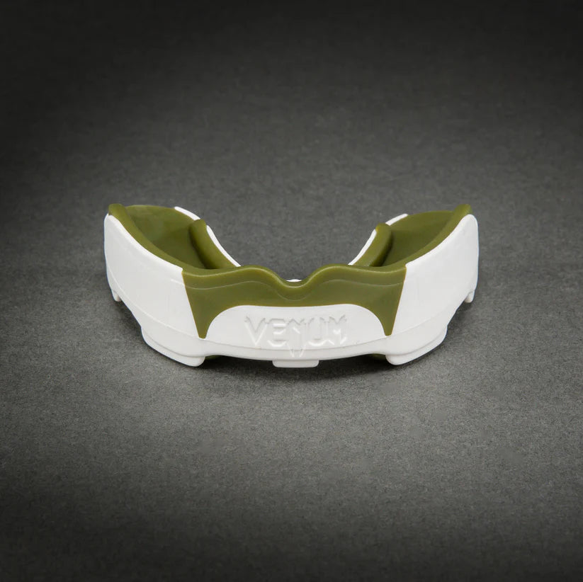 Bucal Venum Predator (Blanco / Caqui) (Disponible en Costa Rica)
