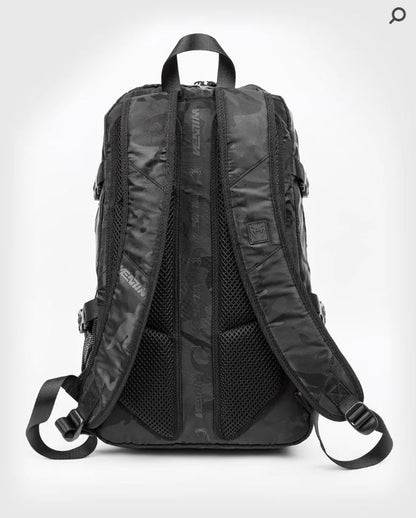 Backpack Venum Challenger Pro (Camo Oscuro) (Disponible por Encargo)