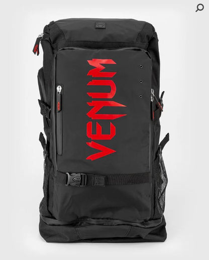 Backpack Venum Challenger Xtreme Evo (Negro / Rojo) (Disponible por Encargo)