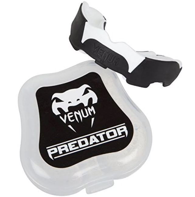 Bucal Venum Predator (Negro / Blanco) (Disponible por Encargo)