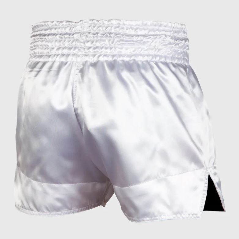 Fightshorts de Muay Thai Venum Classic (Blanco / Dorado) (Disponible por Encargo)