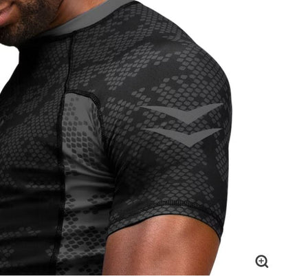 Rashguard Manga Corta Hayabusa Ranked (Negro) (Disponible por Encargo)