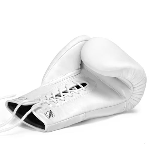 Guantes de Box Hayabusa Pro con Cierre con Cordón (Blanco) (Disponible por Encargo)