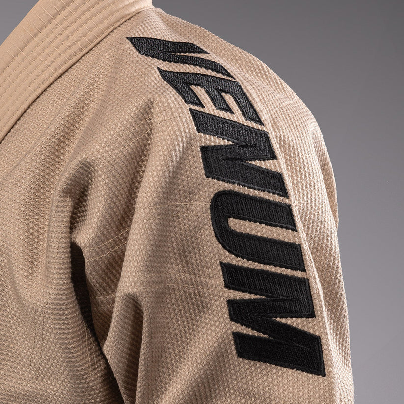 Uniforme de Jiujitsu Brasileño Venum Challenger XT (Café Arena) (Disponible por Encargo)