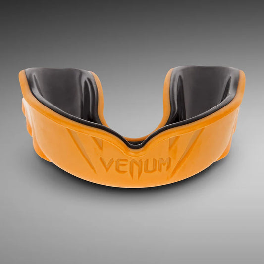 Bucal Venum Challenger (Anaranjado / Negro) (Disponible en Costa Rica)