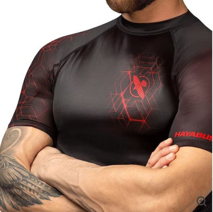 Rashguard Manga Corta Hayabusa Geo (Rojo) (Disponible por Encargo)
