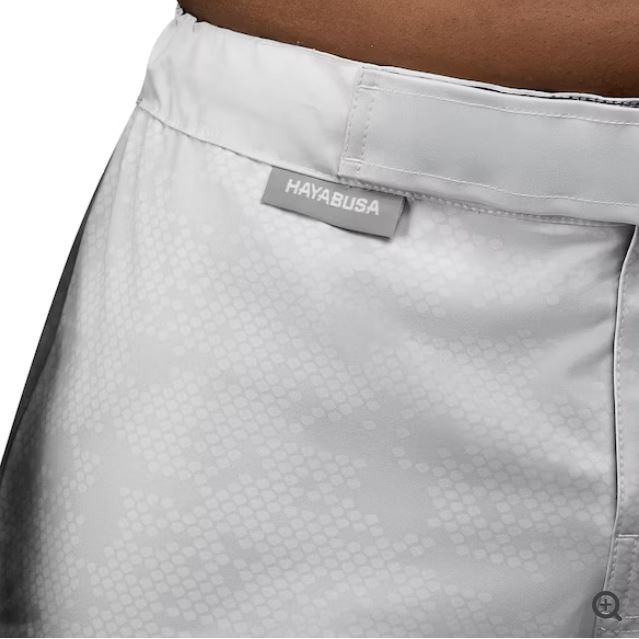 Fightshorts Hayabusa Hexagon (Cortos) (Blanco) (Disponible por Encargo)