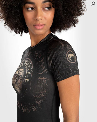 Rashguard Manga Corta para Mujer Venum Santa Muerte Dark Side (Disponible en Costa Rica y por Encargo)