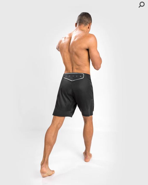 Fightshorts Venum Biomecha (Negro / Gris) (Disponible en Costa Rica y por Encargo)