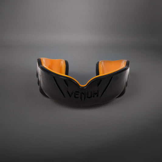 Bucal Venum Challenger (Negro / Anaranjado) (Disponible en Costa Rica)