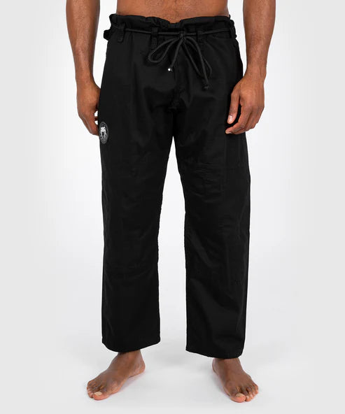 Uniforme de Jiujitsu Brasileño Venum First (Negro) (Disponible por Encargo)