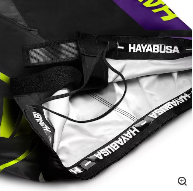 Fightshorts Hayabusa Icon (Cortos) (Negro / Amarillo) (Disponible por Encargo)