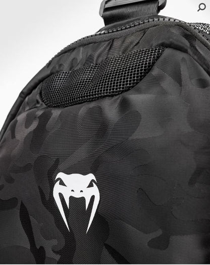 Maletín Venum Trainer Lite (Camo Oscuro) (Disponible por Encargo)