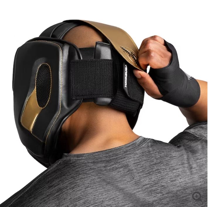 Careta Hayabusa T3 MMA (Negro / Dorado) (Disponible por Encargo)