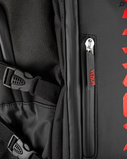 Backpack Venum Challenger Xtreme Evo (Negro / Rojo) (Disponible por Encargo)