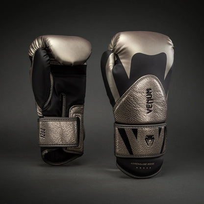 Guantes de Box Venum Challenger 4.0 Scales (Plateado / Negro ) (Disponible en Costa Rica)