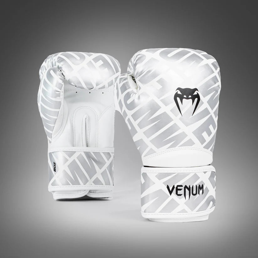 Guantes de Box Venum Contender 1.5 XT (Blanco / Plateado) (Disponible en Costa Rica)