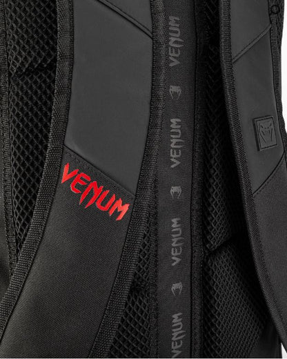 Backpack Venum Challenger Xtreme Evo (Negro / Rojo) (Disponible por Encargo)