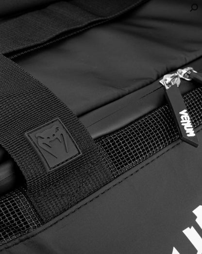 Maletín Venum Trainer Lite Evo (Negro / Blanco) (Disponible por Encargo)