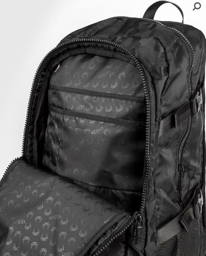 Backpack Venum Challenger Pro (Camo Oscuro) (Disponible por Encargo)