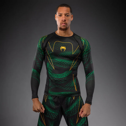 Rashguard Manga Larga Venum Matupa (Negro / Verde) (Disponible en Costa Rica)