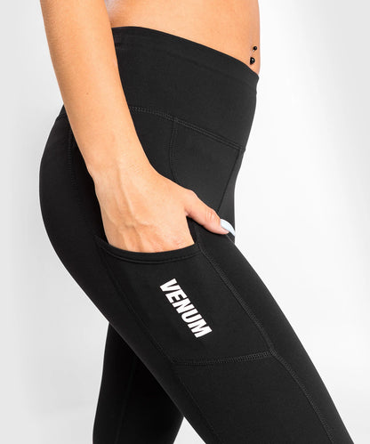 Leggings Venum Essentials (Negro / Blanco) (Disponible por Encargo)