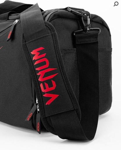 Maletín Venum Trainer Lite Evo (Negro / Rojo) (Disponible por Encargo)