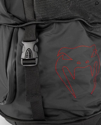Backpack Venum Challenger Xtreme Evo (Negro / Rojo) (Disponible por Encargo)