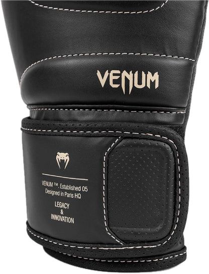 Guantes de Box Venum Impact Evo (Negro / Negro) (Disponible por Encargo)