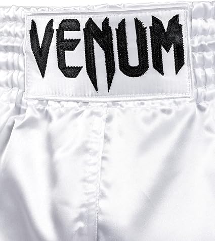 Fightshorts de Muay Thai Venum Classic (Blanco / Negro) (Disponible por Encargo)