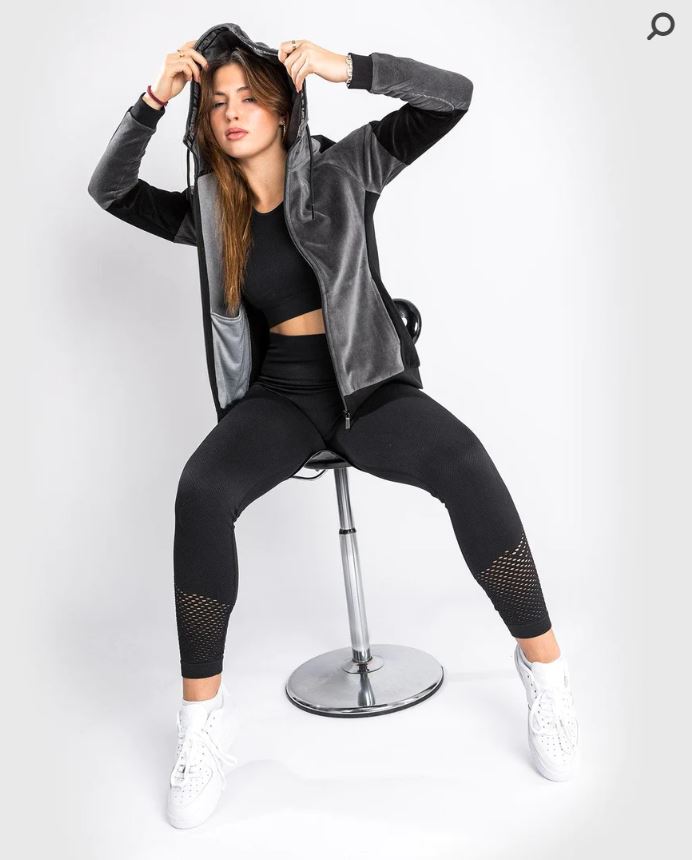 Jacket de Mujer Venum Camoline 2.0 Velvet Track (Gris / Negro) (Disponible por Encargo)